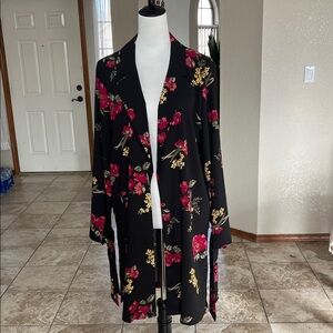 Roz & Ali Floral Open Front Kimono  | Size Large | Black Floral Lightweight